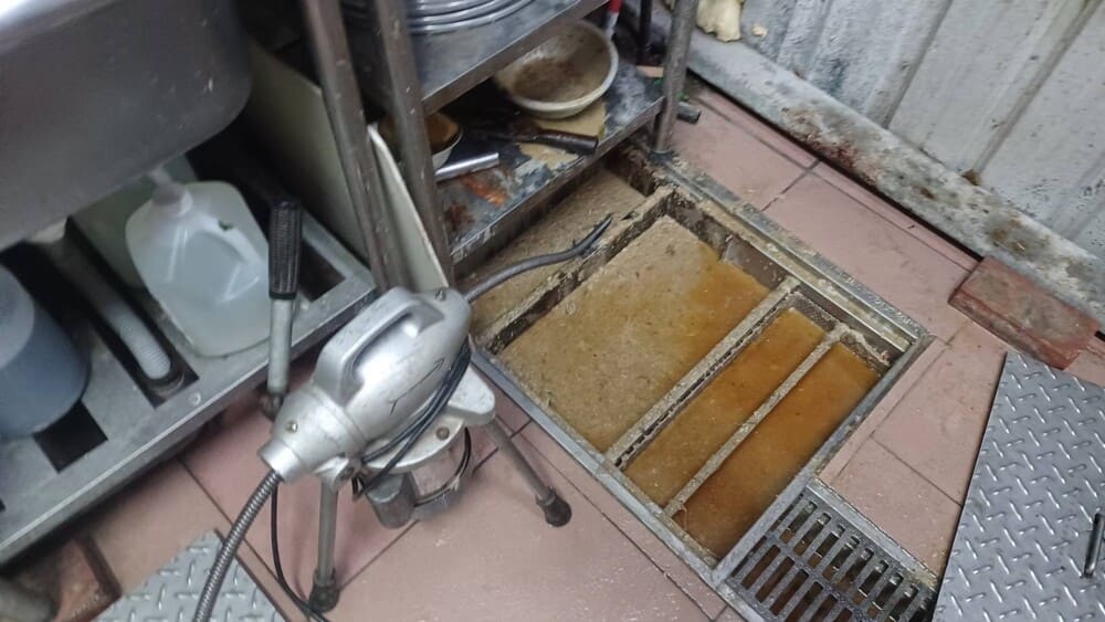新竹通管-餐廳截油槽